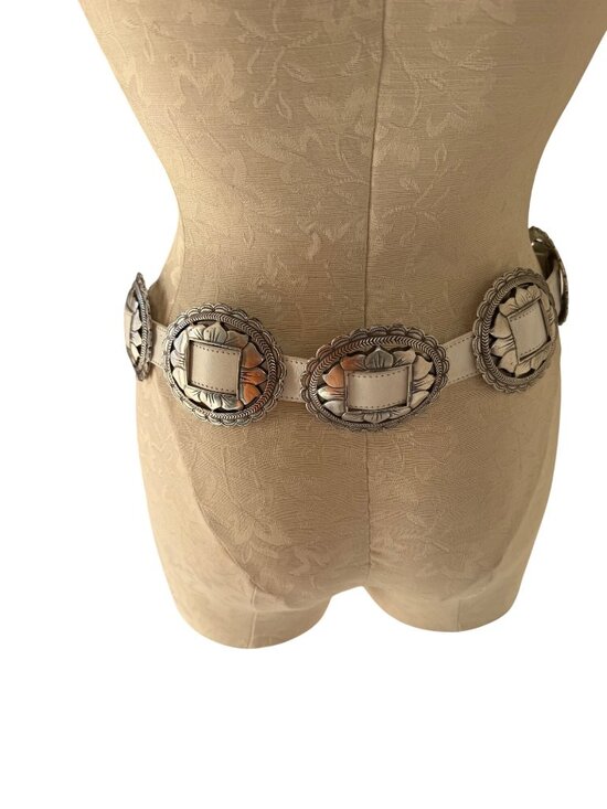 Brighton Sunflower Concho Belt White Silver Size Medium  display picture 3